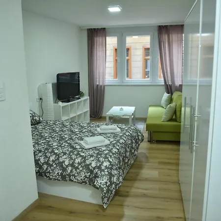 Apartment Apartman Checkpoint *